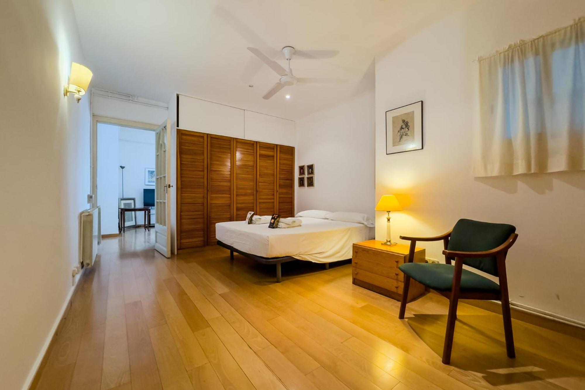 Ferienwohnung Enrique Granados Barcelona Exterior foto